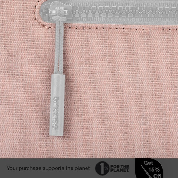 BRAND NEW INCASE sleeve. - Picture 6 of 8